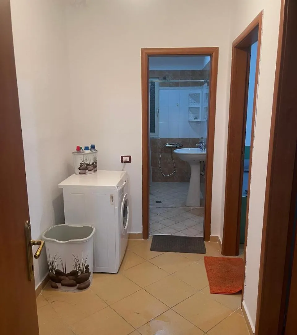 Noemi Apartament هيماري شقة